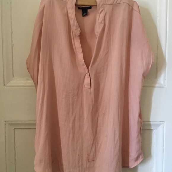 Forever 21 Plain flowy v-Neck Pink blouse - Picture 4 of 6